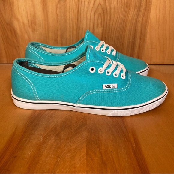 Womens 7.5 Vans Authentic Skate Shoe Low Teal  SEF0506 - Picture 1 of 9